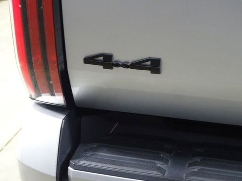 Used 2023 Toyota Tundra Platinum image 45