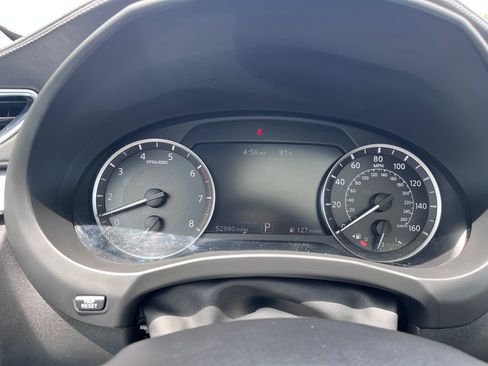 Used 2019 INFINITI QX50 Luxe w/ Protection Package FWD image 11