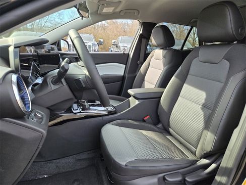 New 2026 Chevrolet Trax LT w/ LT Convenience Package image 14