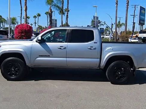 Used 2021 Toyota Tacoma SR5 image 5