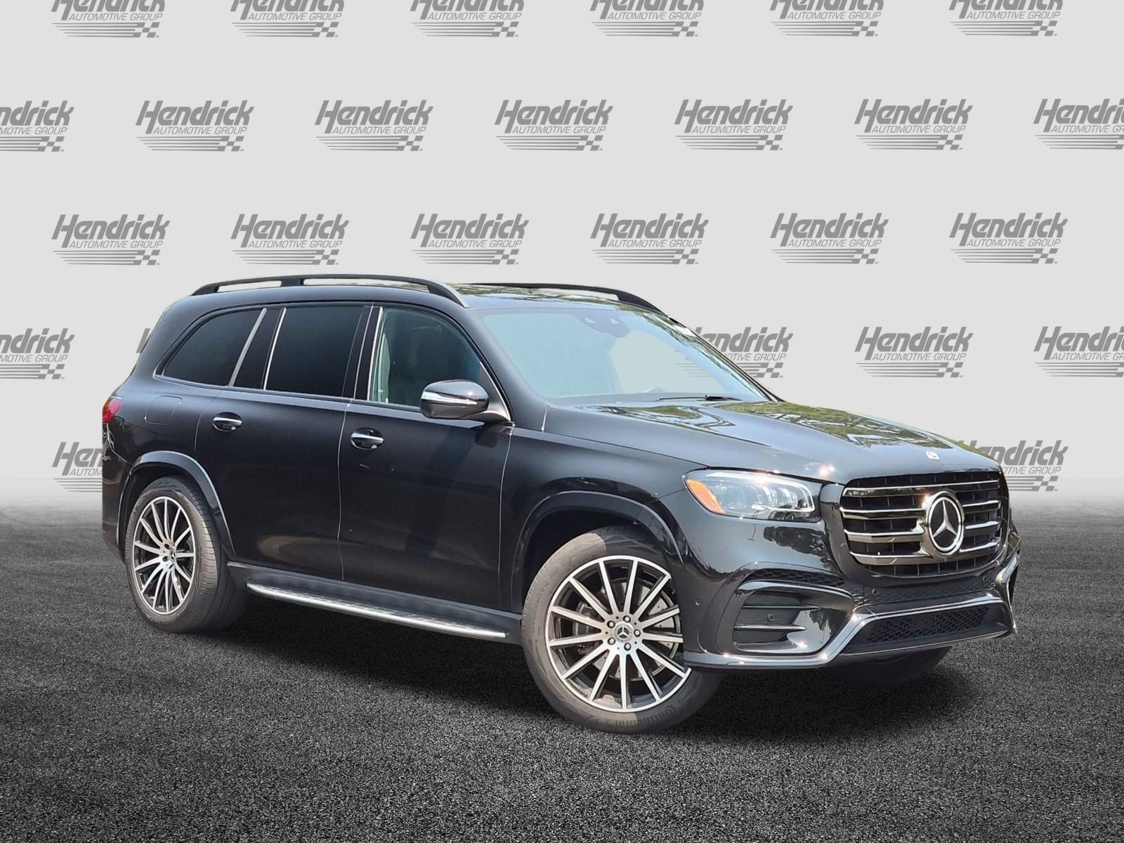 Used 2026 Mercedes-Benz GLS 450 4MATIC image 2