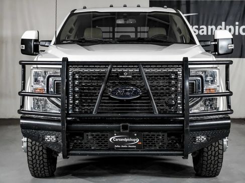 Used 2022 Ford F350 Lariat w/ Lariat Ultimate Package AWD/4WD image 3