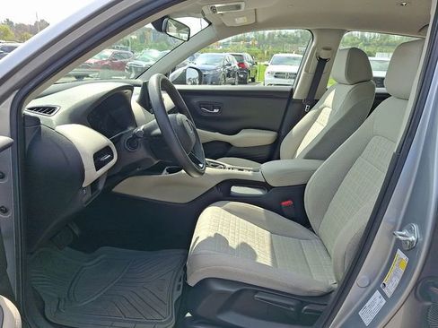 Used 2023 Honda HR-V LX image 9
