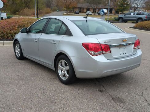 Used 2013 Chevrolet Cruze LT image 6