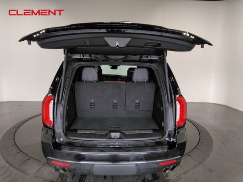 Used 2023 GMC Yukon Denali Ultimate image 8