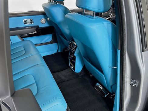 Used 2023 Rolls-Royce Cullinan image 32