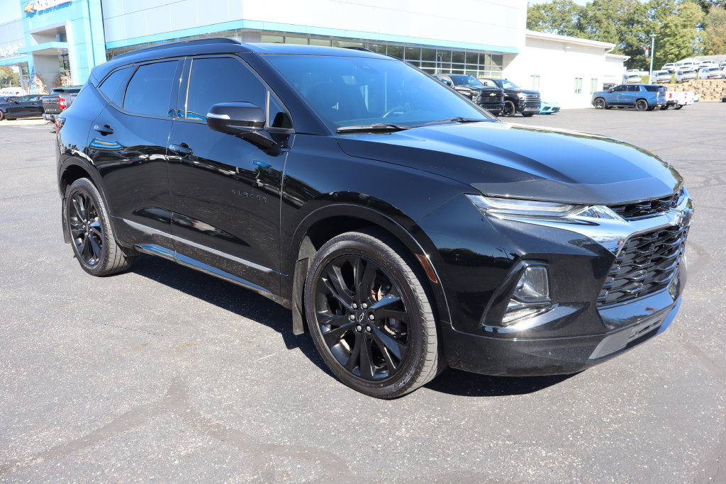 Used 2022 Chevrolet Blazer RS w/ Enhanced Convenience Package AWD/4WD image 2
