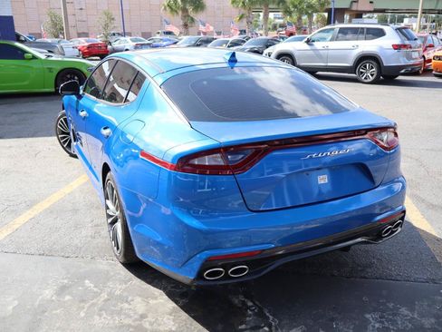 Used 2018 Kia Stinger Premium RWD image 5