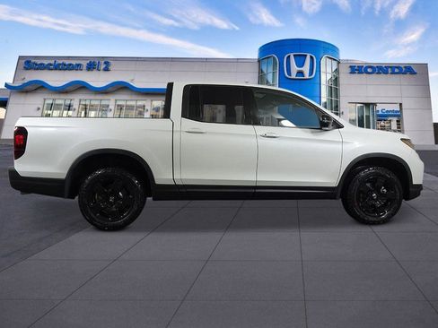 New 2026 Honda Ridgeline Black Edition image 6