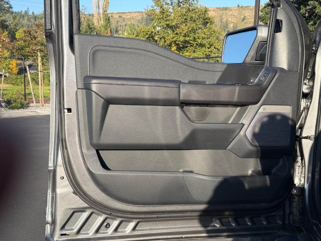 Used 2026 Ford F150 Lariat AWD/4WD image 21