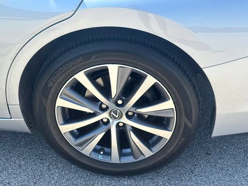 Used 2021 Lexus ES 350 w/ Accessory Package FWD image 13