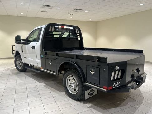 Certified 2019 Ford F250 XL w/ XL Value Package AWD/4WD image 3