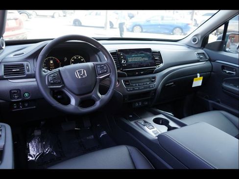 New 2024 Honda Ridgeline RTL image 12