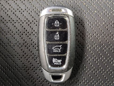 Used 2019 Hyundai Kona Ultimate AWD/4WD image 32