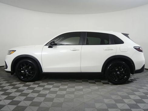 Used 2024 Honda HR-V Sport image 6