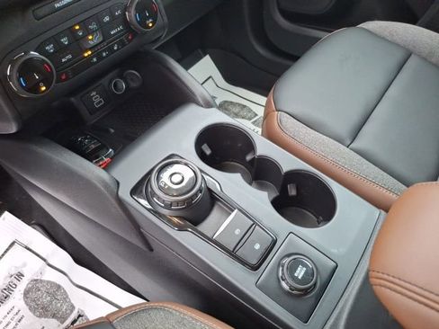 Used 2024 Ford Bronco Sport Outer Banks w/ Tech Package image 19