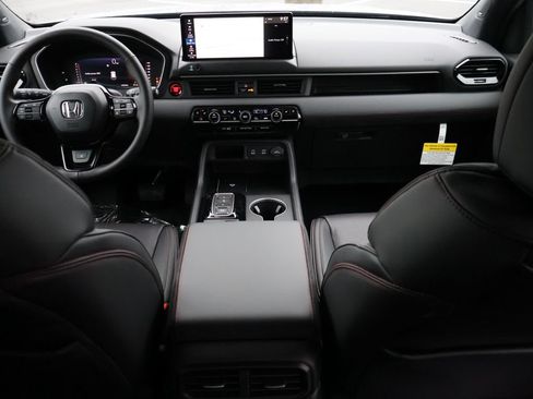 New 2026 Honda Pilot Black Edition image 9