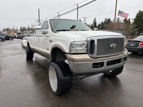 Used 2005 Ford F250 Lariat image 7