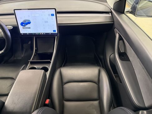 Used 2020 Tesla Model Y Long Range AWD/4WD image 30