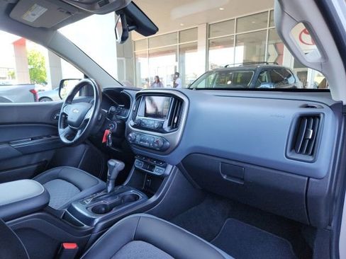Used 2017 Chevrolet Colorado Z71 AWD/4WD image 21