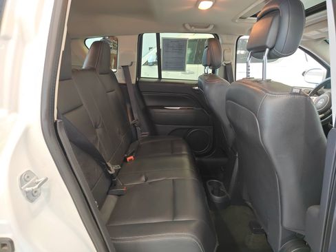 Used 2016 Jeep Compass High Altitude AWD/4WD image 15