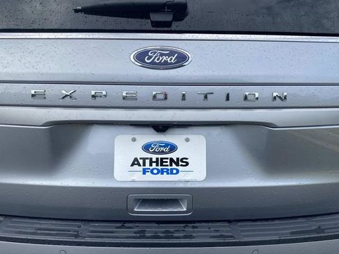 Used 2024 Ford Expedition Max XLT RWD image 5