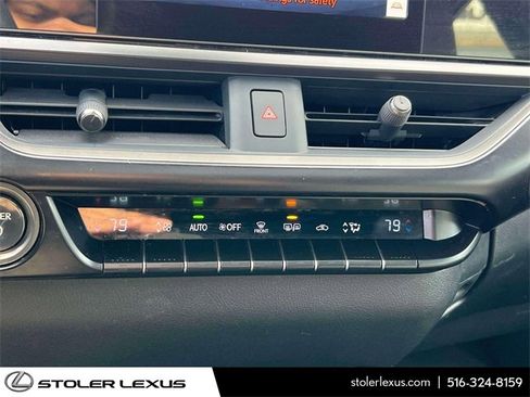 Used 2023 Lexus UX 250h AWD w/ Premium Package image 36