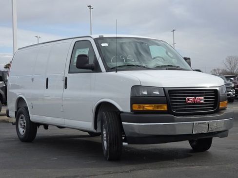 New 2026 GMC Savana 2500 Work Van w/ Driver Convenience Package RWD image 12