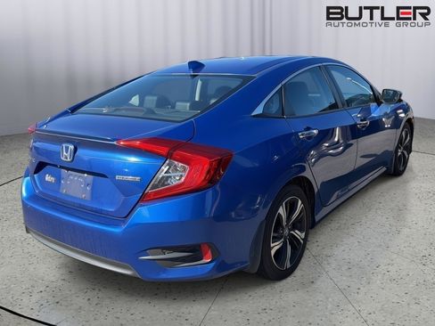 Used 2016 Honda Civic Touring image 8