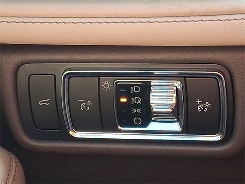 Used 2022 Lincoln Aviator Reserve w/ Elements Package Plus image 23