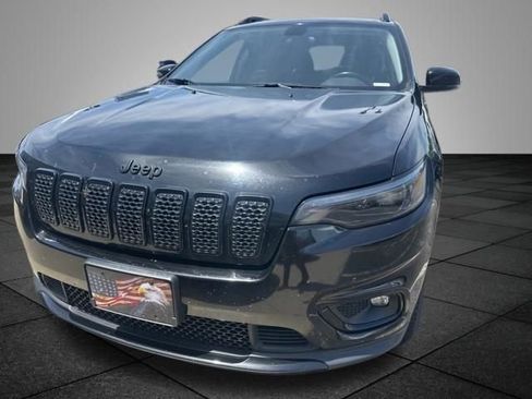 Used 2020 Jeep Cherokee Latitude Plus AWD/4WD image 2