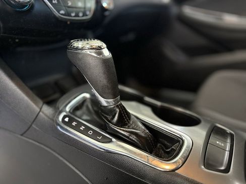 Used 2018 Chevrolet Cruze LT image 37