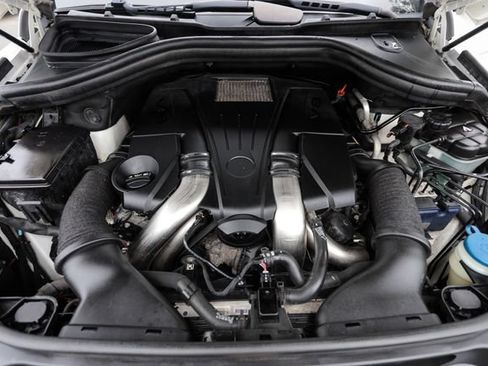 Used 2013 Mercedes-Benz GL 550 4MATIC image 66