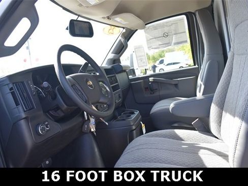 New 2025 Chevrolet Express 3500 Work Van w/ Power Convenience Package image 19