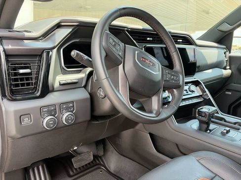Certified 2024 GMC Sierra 1500 AT4 w/ Technology Package AWD/4WD image 18