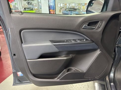 Used 2017 Chevrolet Colorado Z71 image 12