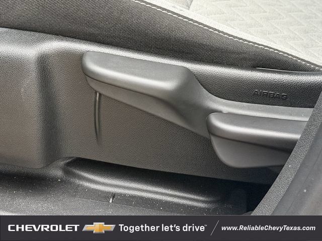 Used 2024 Chevrolet Equinox LS w/ Driver Confidence II Package FWD image 28