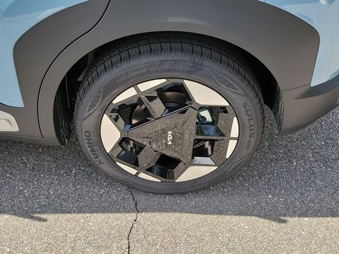 New 2027 Kia Seltos S FWD image 36