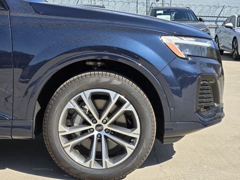 New 2026 Audi Q7 2.0T Premium AWD/4WD image 13