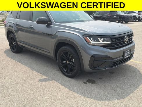 Certified 2023 Volkswagen Atlas SEL R-Line AWD/4WD image 1
