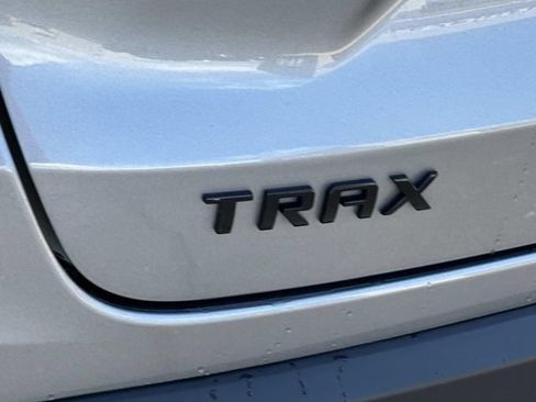 Used 2024 Chevrolet Trax RS w/ Driver Confidence Package FWD image 29
