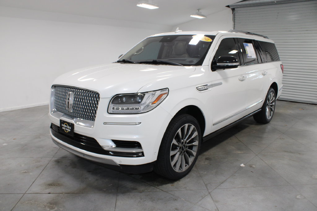 Used 2020 Lincoln Navigator L Reserve w/ Luxury Package AWD/4WD image 4