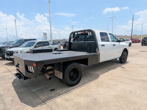 Used 2022 RAM 3500 Tradesman w/ Chrome Appearance Group image 3