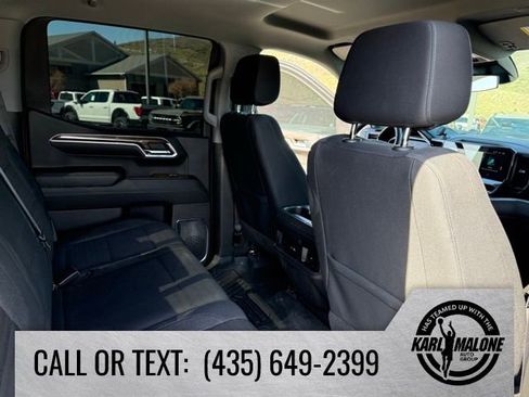 Used 2024 Chevrolet Silverado 1500 LT Trail Boss w/ Convenience Package II AWD/4WD image 38