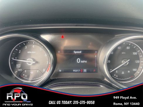 Used 2021 Buick Encore GX Preferred w/ Cold Weather Comfort Package image 19