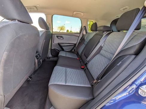 Used 2023 Nissan Rogue SV image 15