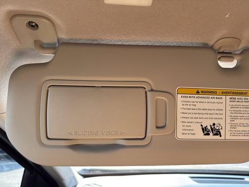 New 2026 Nissan Kicks SR w/ Cold Weather Package image 24