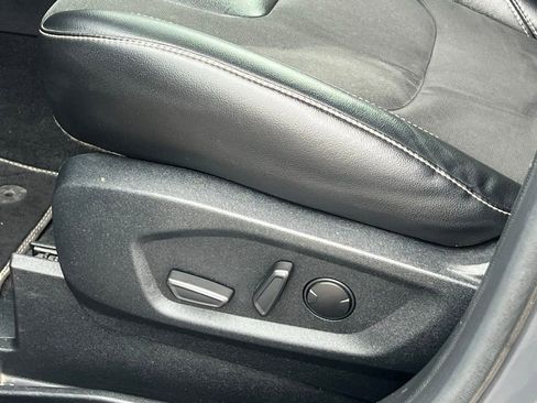 Used 2021 Ford Edge ST image 26