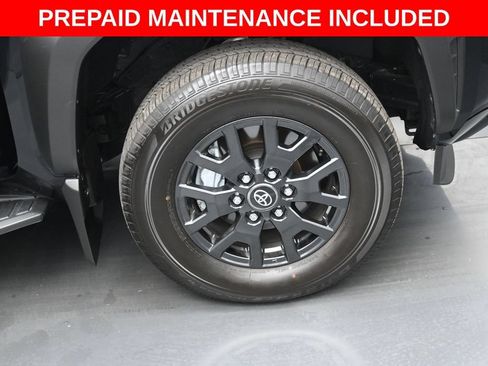 Certified 2026 Toyota 4Runner SR5 AWD/4WD image 36
