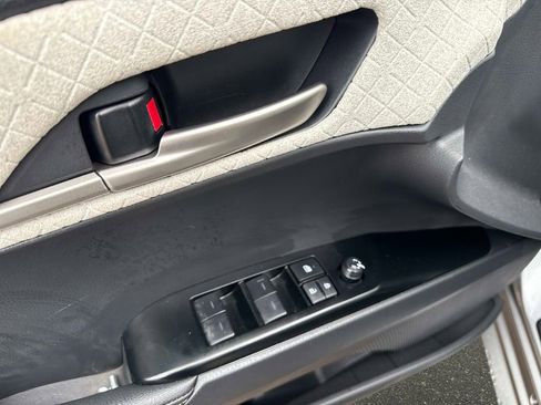 Used 2025 Toyota Camry XLE image 15